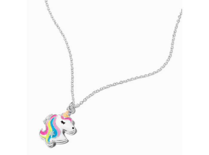 Collier à médaillon licorne phosphorescent