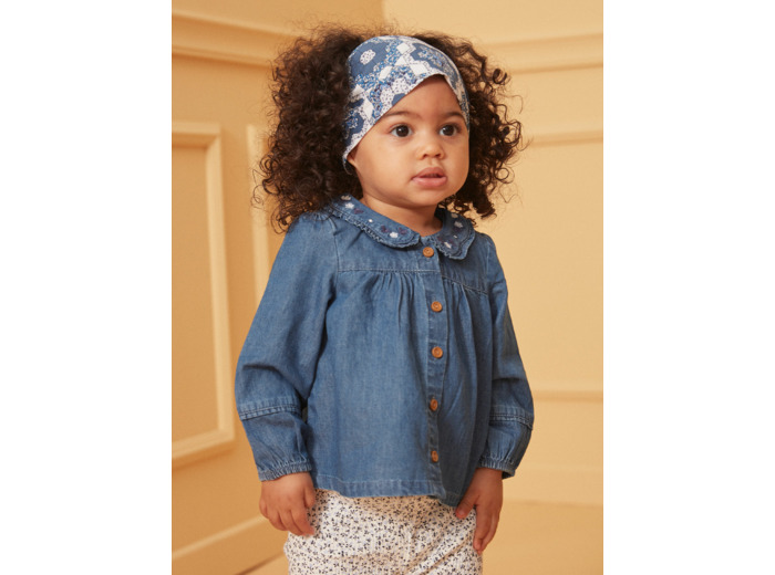 Chemisier en jean bleu à col volanté