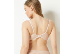 Soutien-gorge N.5 - Le coques fines plongeant sans armatures