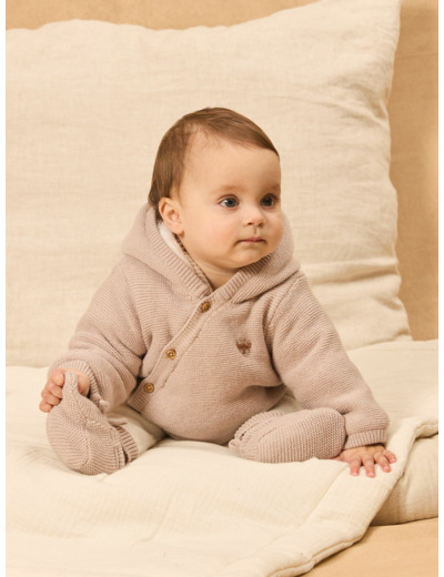 Veste à capuche en tricot