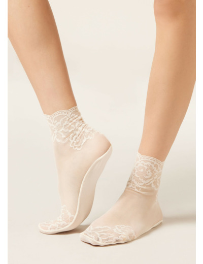 Chaussettes en tulle et dentelle