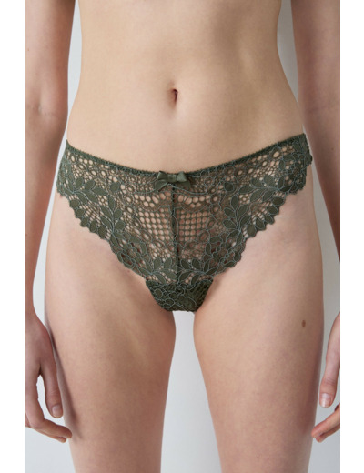 Tanga en dentelle