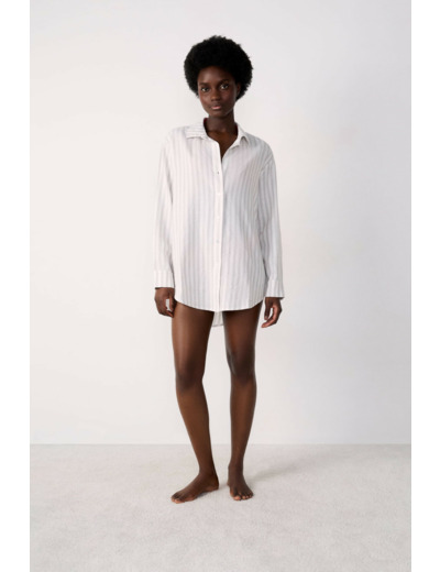 Chemise de plage rayée