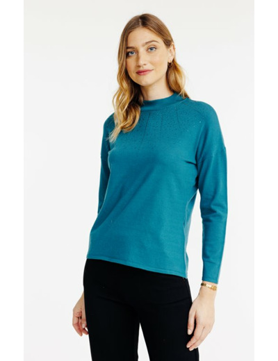 Pull avec pluie de strass