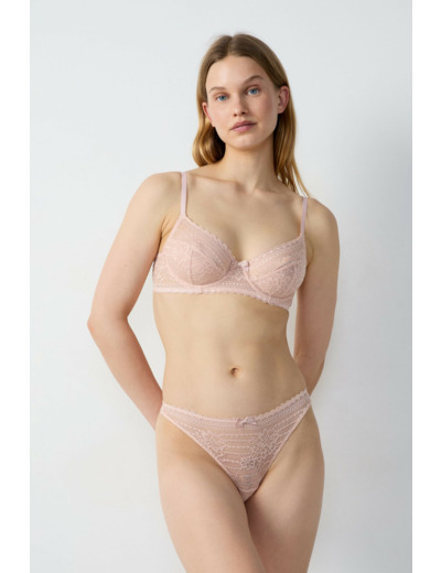 Tanga en dentelle