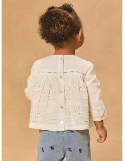 Blouse brodée