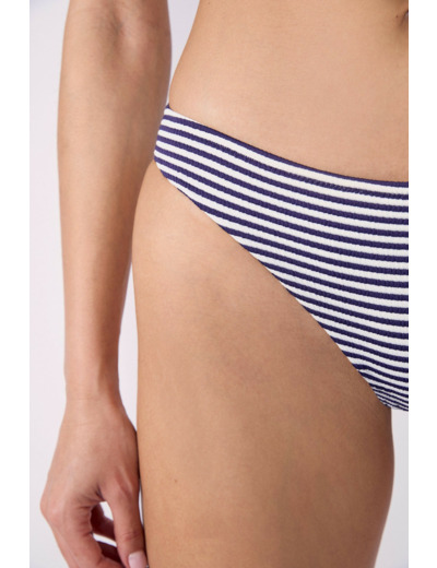 Culotte bikini bas de maillot avec rayures