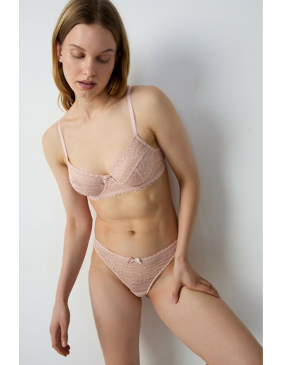 Soutien-gorge corbeille sans coques