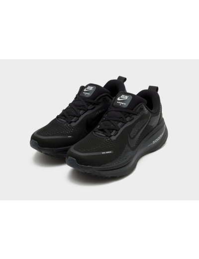 Nike Chaussure de running sur route pour homme Vomero 18