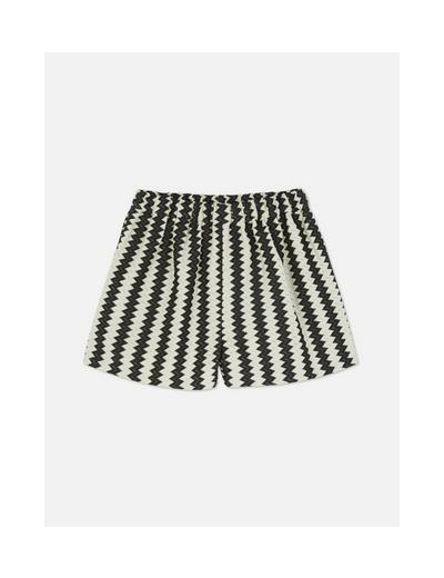 Short monochrome