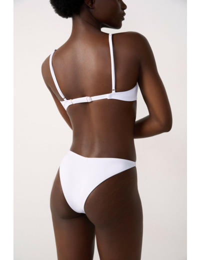 Bikini brésilien bas de maillot détails bijoux
