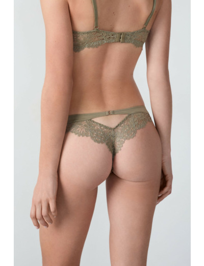 Tanga en dentelle,Tanga en dentelle;${refinementColor}