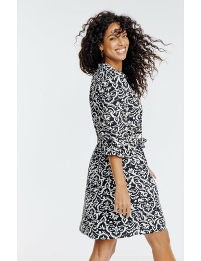 Robe ceinturée imprimée