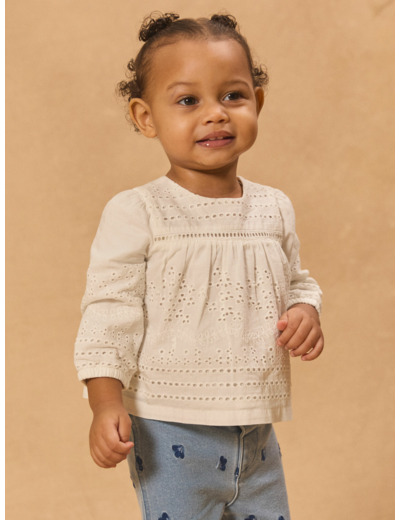 Blouse brodée