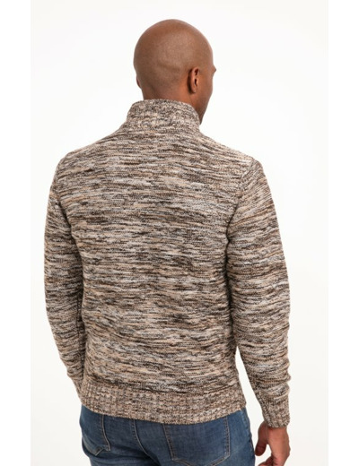 Pull Col Montant Torsadé