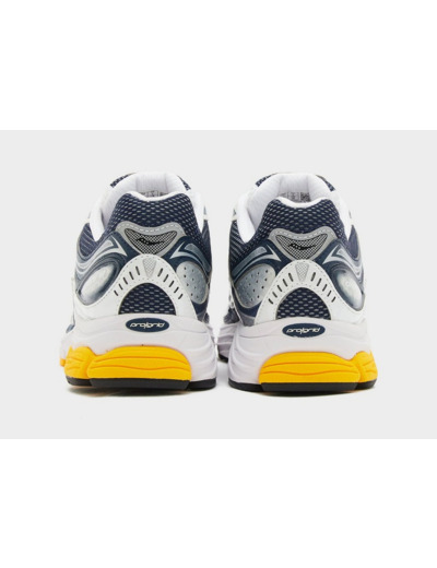 Saucony ProGrid Omni 9