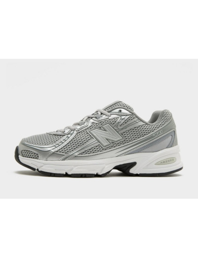 New Balance 740