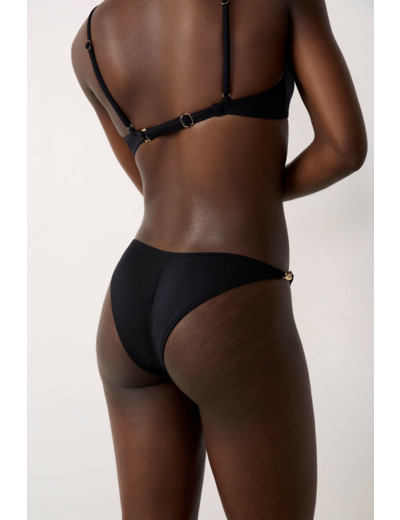 Bikini brésilien bas de maillot détails bijoux