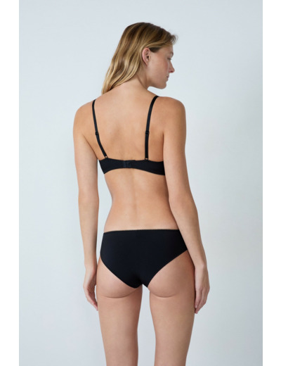Soutien-gorge N.2 - Le push-up plongeant en dentelle
