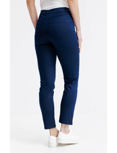 Pantacourt avec boutons fantaisies