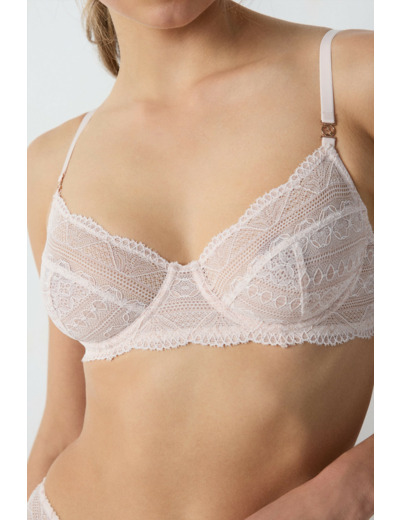 Soutien-gorge corbeille
