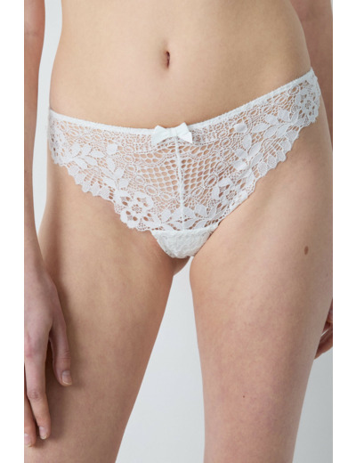 Tanga en dentelle