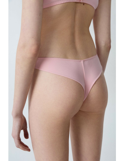 Tanga en dentelle