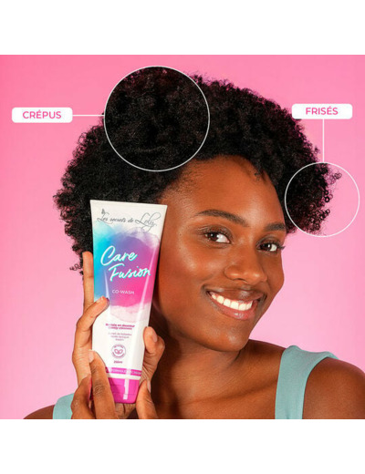 Rituel pour cheveux multi-texturés ondulés bouclés