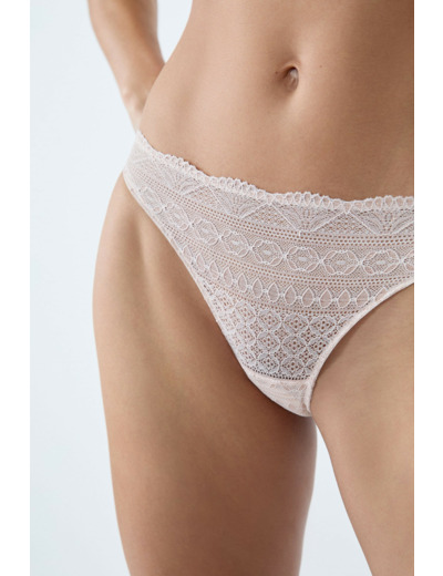 Culotte en dentelle