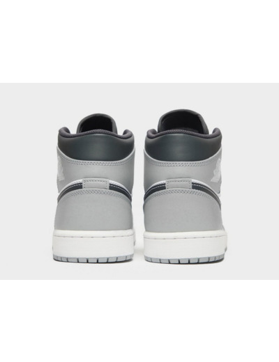 Jordan Air 1 Mid