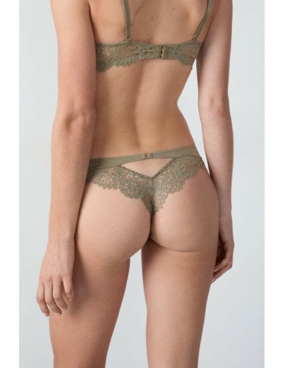 Tanga en dentelle