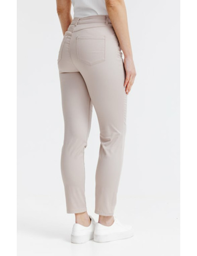 Pantacourt avec boutons fantaisies