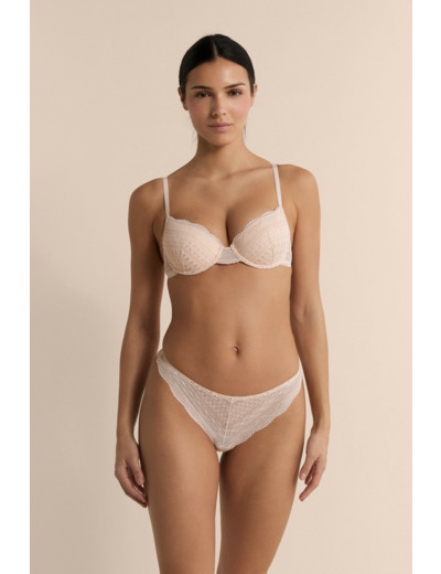 Tanga en dentelle,Tanga en dentelle;${refinementColor}