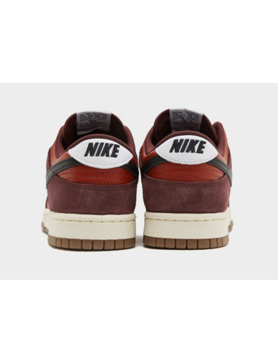 Nike Dunk Low Retro SE