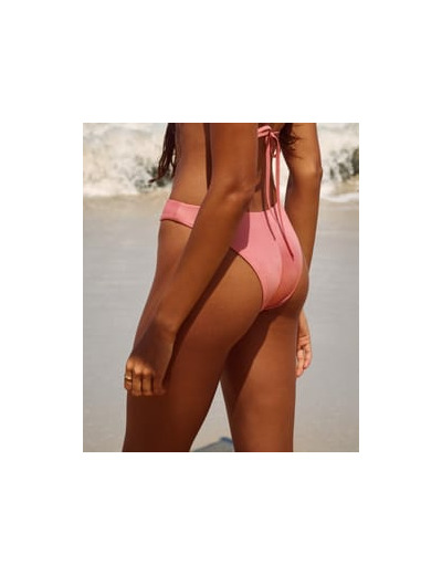 Maillot de bain tanga matière irisée effet mouillé