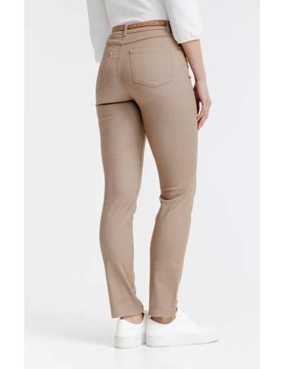 Pantacourt avec broderies