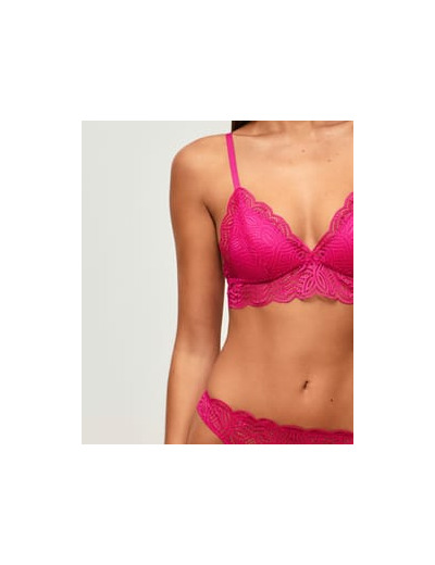 Soutien-gorge triangle push-up en dentelle