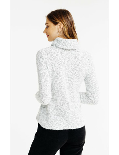 Pull en matière fantaisie