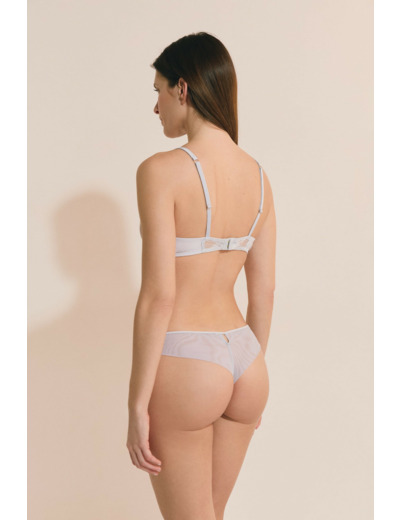 Soutien-gorge en broderie,Soutien-gorge en broderie;${refinementColor}