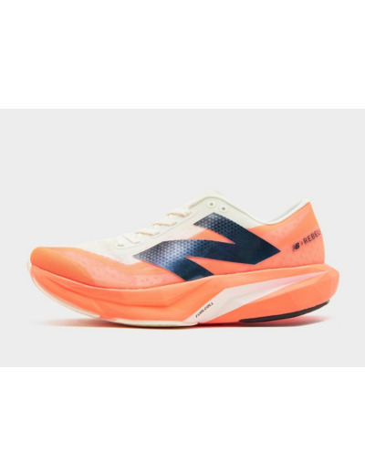 New Balance FuelCell Rebel v4