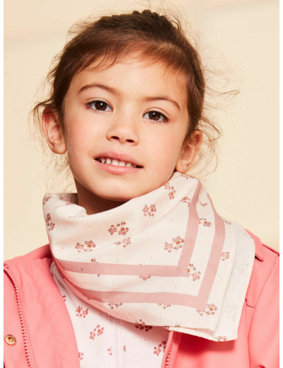 Foulard rose pâle en voile de coton à fleurs