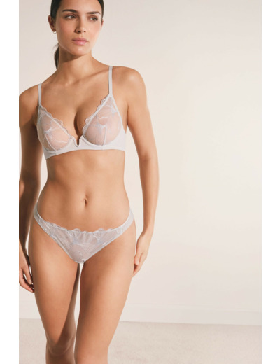 Soutien-gorge en broderie,Soutien-gorge en broderie;${refinementColor}