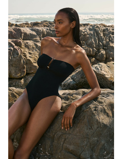 Maillot de bain 1 pièce extensible avec bijou métallique,Maillot de bain 1 pièce extensible avec bijou métallique;${refinementColor}