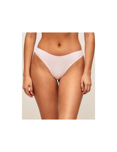 Tanga en microfibre et mesh avec cœurs et coccinelles brodés