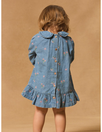Robe en jean fleuri