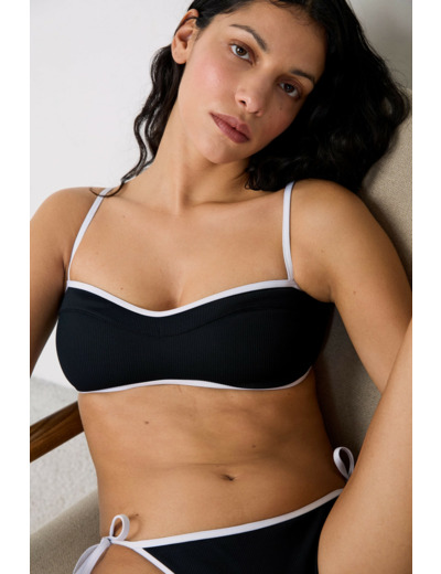 Brassière haut de maillot