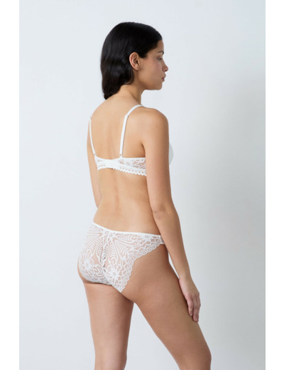 Soutien-gorge sans armatures coques fines