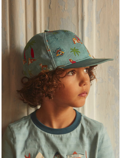 Casquette bleue avec imprimés