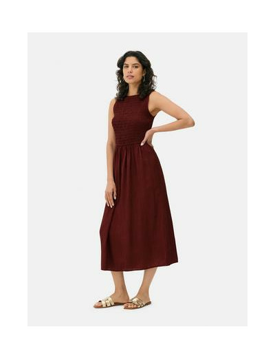 Robe mi-longue sans manches à corsage froncé