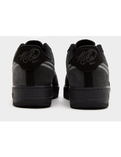 Nike Air Force 1 '07 LV8